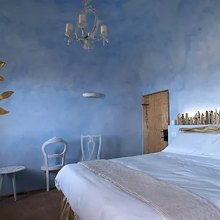 Couette-café La Pecora Nera 4*