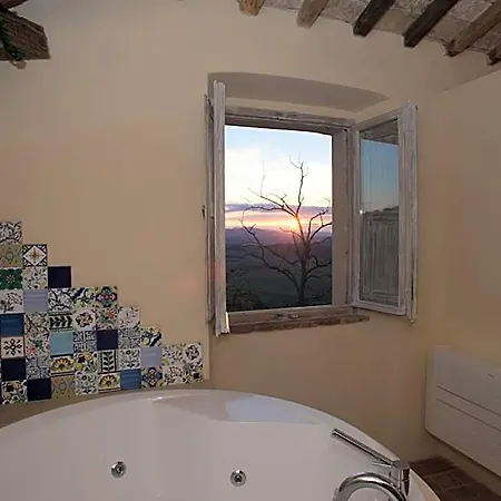 La Pecora Nera 4*